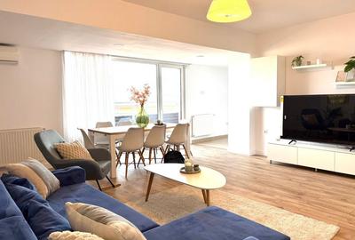 Apartament cu 5 camere semidecomandat, mobilat în Bună Ziua