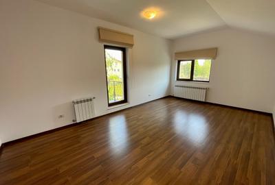 Vila cu Piscina in complex privat -Iancu Nicolae - 11
