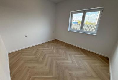 Apartament cu 3 camere semidecomandat în Șelimbăr