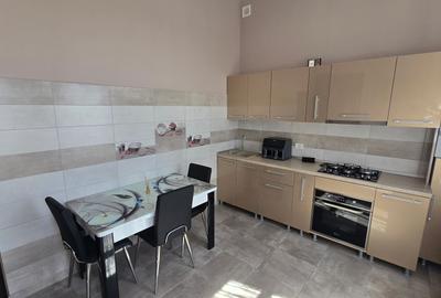 Casa tip conac, de vanzare, central Odobesti - 8