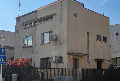 Casă individuală cu 4 camere în Vatra Luminoasă