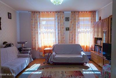 Lunei - Ion Neculce, 2 Apartamente. Mansarda 157 mp. Anexe, Lot 475 mp - 10