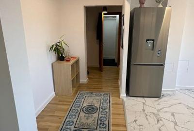 Apartament mobilat si utilat complet, etaj 3, P-ta lancului - 9
