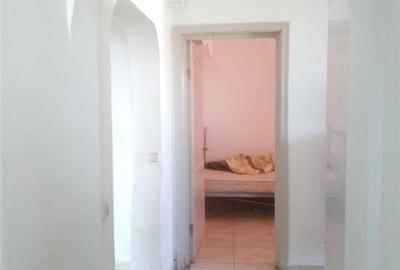 Apartament, 3 camere decomandat, Bacau, zona Orizont - 9