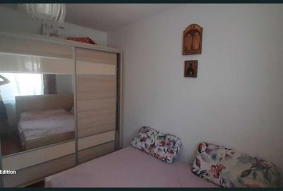 Apartament cu 2 camere semidecomandat, mobilat în Tomis II