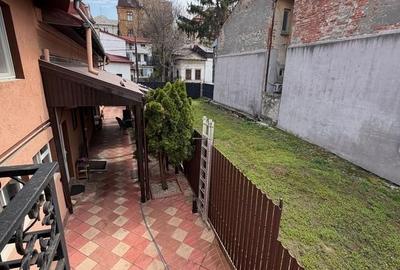 Proprietate cu caracter – Vilă individuală în Sector 4, Str. Lămâiței l - 24