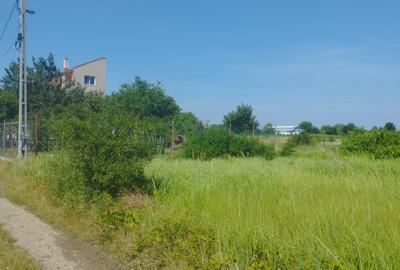 Teren Construcții intravilan de 750 mp, în Tărtășești