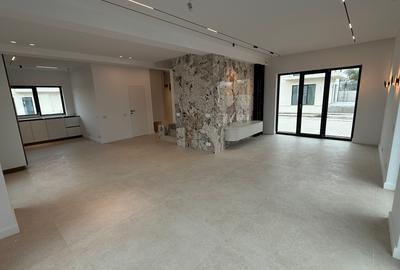 Casă individuală cu 4 camere în Corbeanca