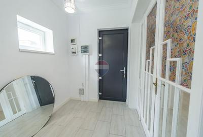 Apartament de vanzare 137 mp, zona centrala, curte proprie - 36