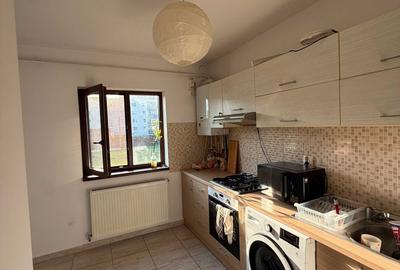Apartament 2 camere decomandat, zona Tractorul-Coresi - 1