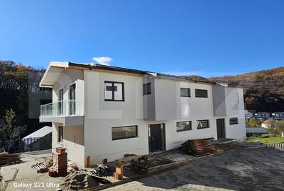 Duplex cu 4 camere în Florești