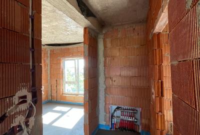 Duplex 4 dormitoare - 129 mp - despartit prin garaj - Mosnita noua - 10
