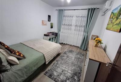 Apartament 3 camere decomandat balcon pivnita zona Vasile Aaron - 2