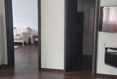 Apartament 3 camere de vanzare - zonă centrală, mobilat și utilat. - 3