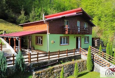 Casă individuală cu 5 camere în Strungari