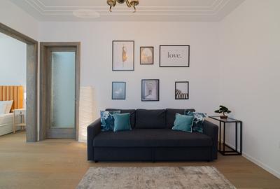 Apartament cu 3 camere, mobilat în P-ța Universității