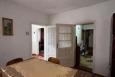 Casă individuală cu 4 camere în Periferie