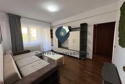 Apartament cu 2 camere semidecomandat, mobilat în Zorilor