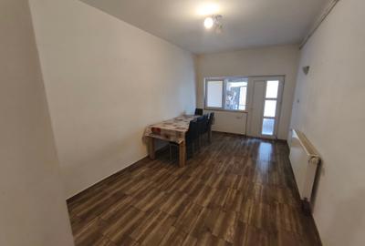 Chișoda casa 7 camere 1200 euro - 13
