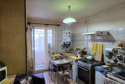 De vanzare apartament 2 camere , langa Cart. Maurer - 9