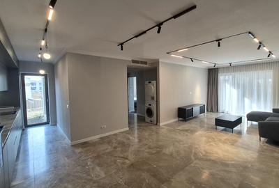 Apartament cu 3 camere decomandat, mobilat în Băneasa