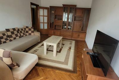Apartament 3 camere decomandat - Dacia - 550 euro/luna (Cod E2+E7) - 2