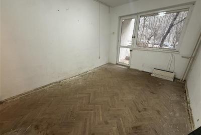 Apartament pretabil birouri - 40 mp - Aleea Parcului - 5
