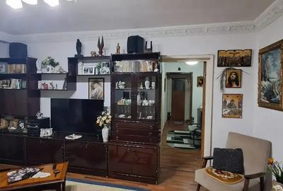 IULIU MANIU GORJULUI DEZROBIRII 4 CAMERE BLOC 1970 - 1