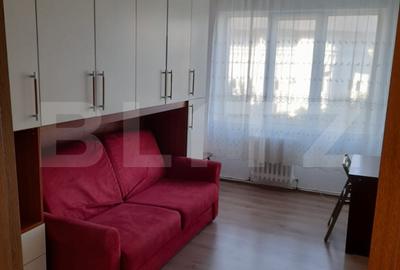 Apartament cu 2 camere decomandat, mobilat în Alexandru cel Bun