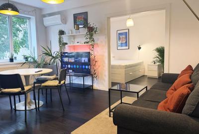 Apartament cu 3 camere semidecomandat în Central