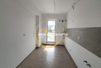 Apartament cu 3 camere decomandat în Theodor Pallady