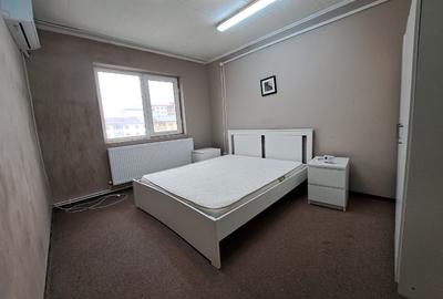 Apartament cu 3 camere decomandat, mobilat în Central
