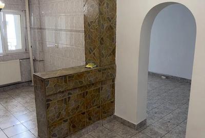 Apartament cu 2 camere semidecomandat în Chișinau