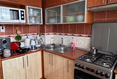 Ap 2 cam decomandat, etaj intermediar, mobilat și utilat – 69000 Euro - 10