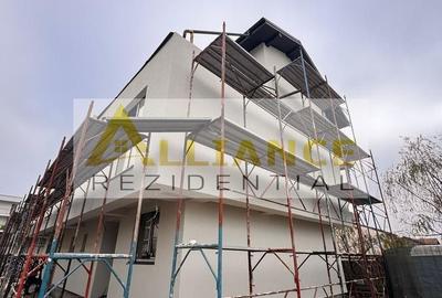 Duplex cu 5 camere decomandat în Central
