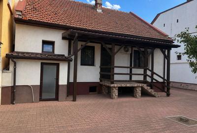 Casă recent renovată în cartierul Pârneava –Arad•400 mp teren•Oituz - 1