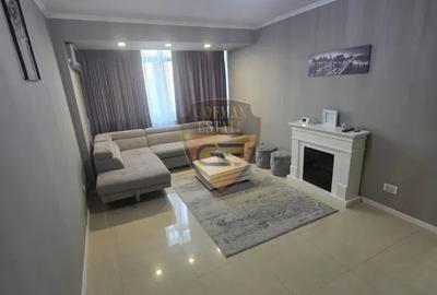 Apartament cu 4 camere decomandat în City Park Mall