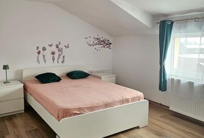 Apartament cu 3 camere decomandat, mobilat în Găvana