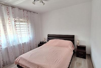 Apartament cu 2 camere decomandat, mobilat în Valea Lupului