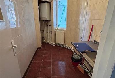 VEZI VIDEO! 2 camere 48 mp Decomandat, parter cu balcon 11 m, Viziru 1 - 6