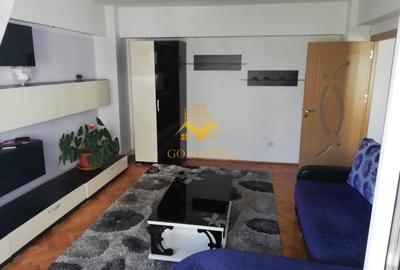Apartament cu 3 camere decomandat, mobilat în Central