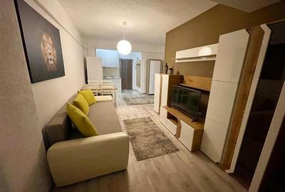 Apartament cu 2 camere semidecomandat, mobilat în Exterior Sud