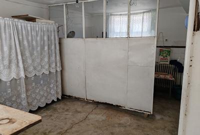 Casa 4 camere libera la vanzare TARLUNGENI - 30