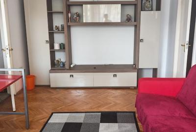 Apartament cu 2 camere semidecomandat, mobilat în Drumul Taberei
