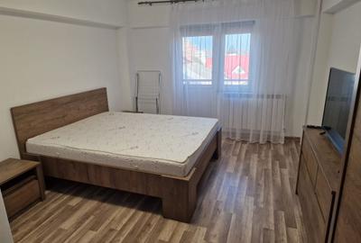De Inchiriat Apartament 3 camere Obcini - 2