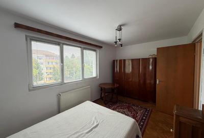 Vindem - Apartament 2 camere - et.3 - str. Rahovei - 5