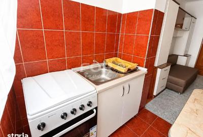 Garsonieră semidecomandată, mobilată în Decebal