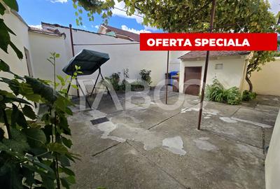 Casă individuală cu 4 camere în Lupeni