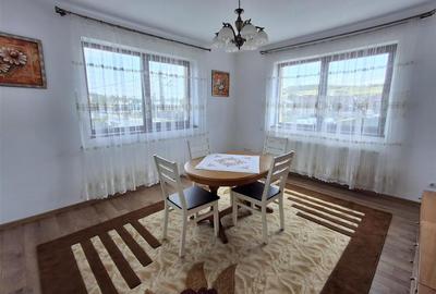 Apartament 3 camere decomandat 2 bai parcare Sura Mare - 2