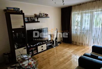 Apartament cu 3 camere decomandat, mobilat în Ultracentral